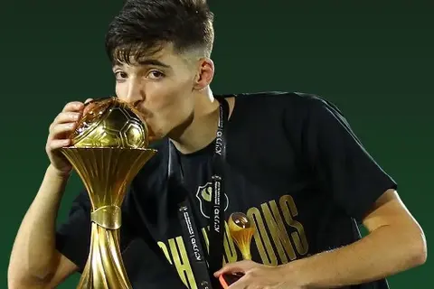  الصفقة المُحتملة للأهلي.. لماذا رفض دغموم الانتقال إلى الزمالك؟